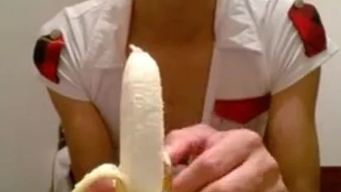 juicy twink Eat A Banana