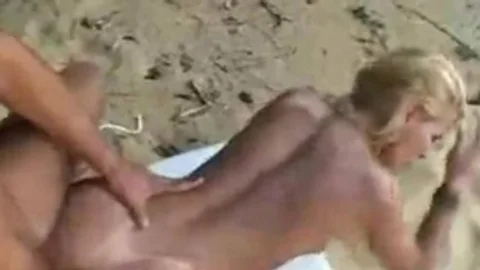 Tayla hammers In The Beach