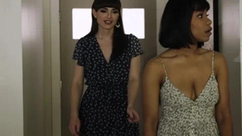 Transsensual.com - Brunette Jenna Foxx outdoors massage